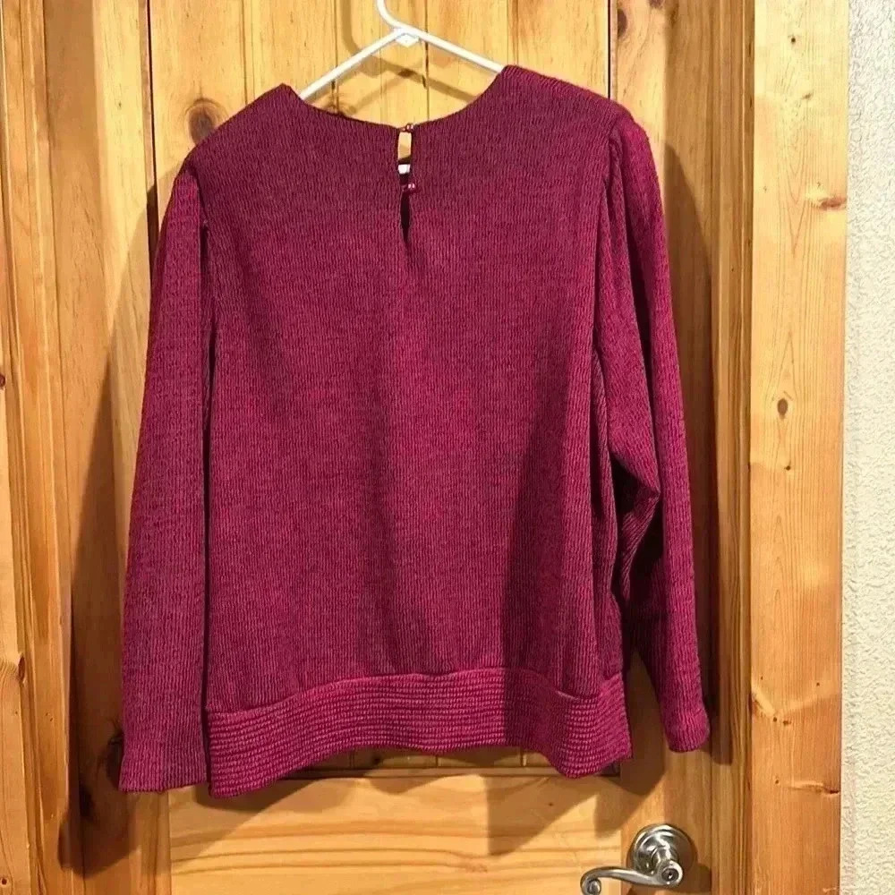 Vintage Anthony Sicari Sweater with Quilted acrylic neck. - Picture 5 of 6